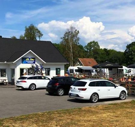 Stuga Pa Hassloe Bredavik  Eksteriør billede